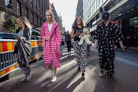 Students voice opinions on wearing pajamas to school – DGN Omega